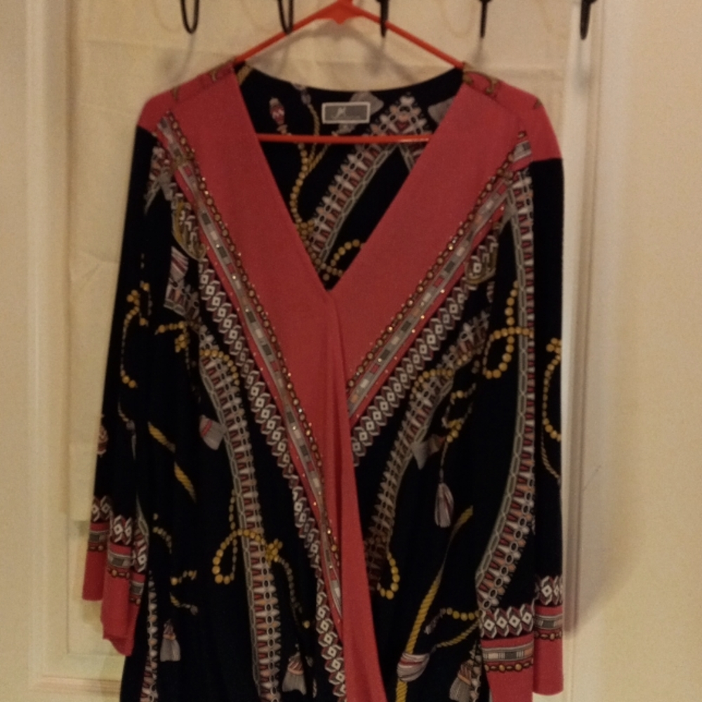 JM. Collection. blouse Pink and blue
